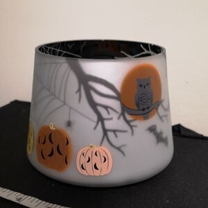 Yankee Candle Peachy Keen Pumpkin Halloween Frosted Candle Surround Retired Item